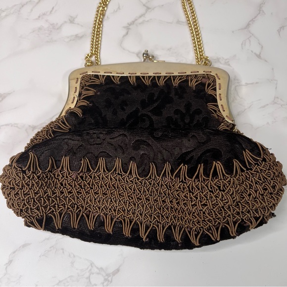 Vintage Brown Velvet Purse with Gold Clasp and Chains - Picture 6 of 9